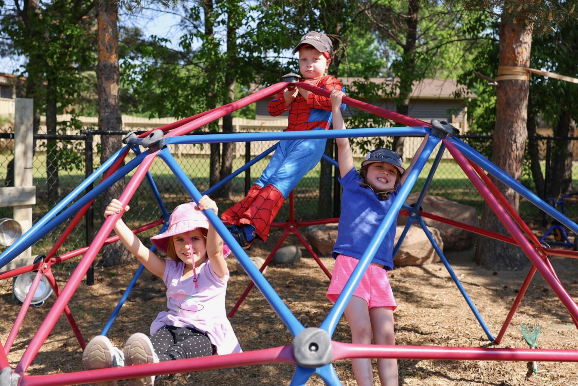 A2825EBF-9922-43B9-AE3C-636D81AC6FC1